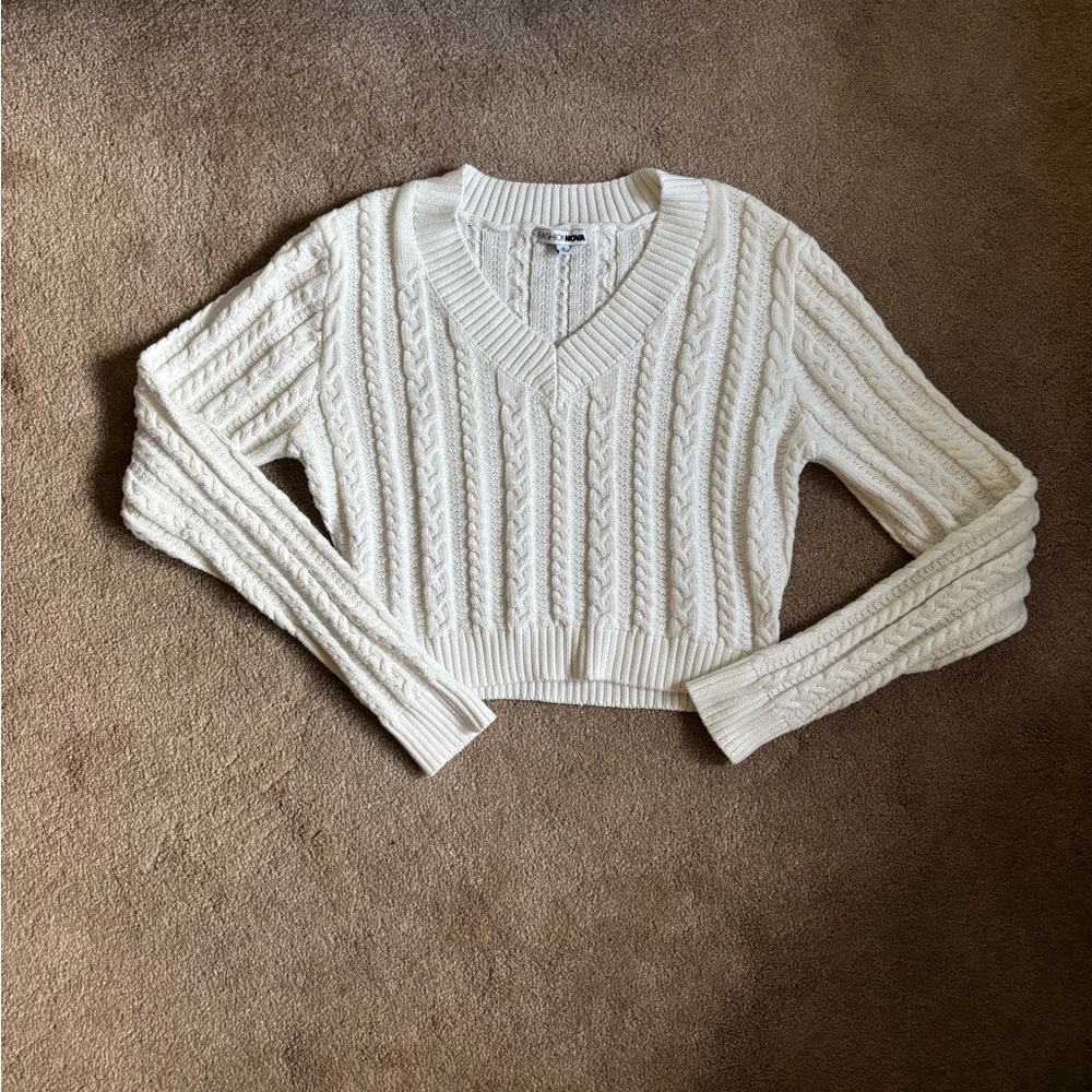 Fashion Nova White Cable Knit V-Neck Cropped Sweater